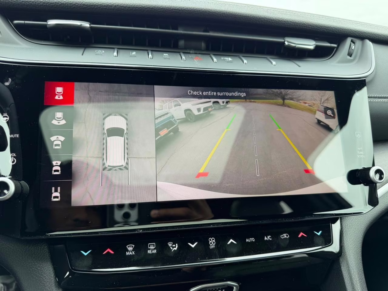 2026 Bright White Clearcoat Jeep Grand Cherokee Limited 4X4 SUV