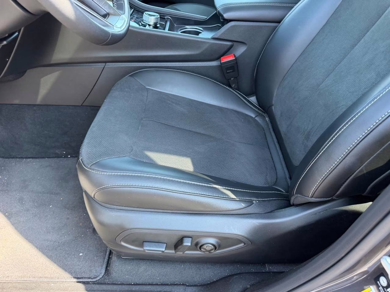 2026 Baltic Gray Metallic Clearcoat Jeep Grand Cherokee L Laredo 4X4 SUV