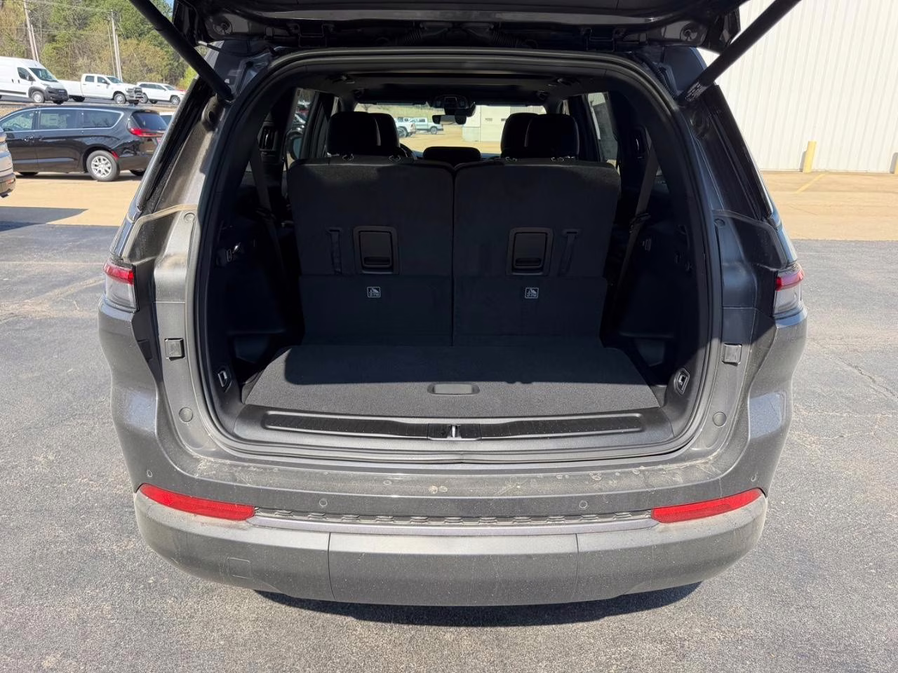 2026 Baltic Gray Metallic Clearcoat Jeep Grand Cherokee L Laredo 4X4 SUV