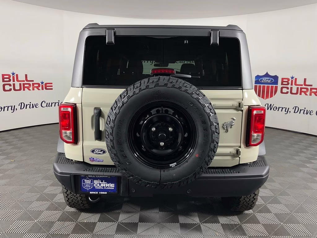 2026 Desert Sand Ford Bronco Big Bend 4X4 SUV