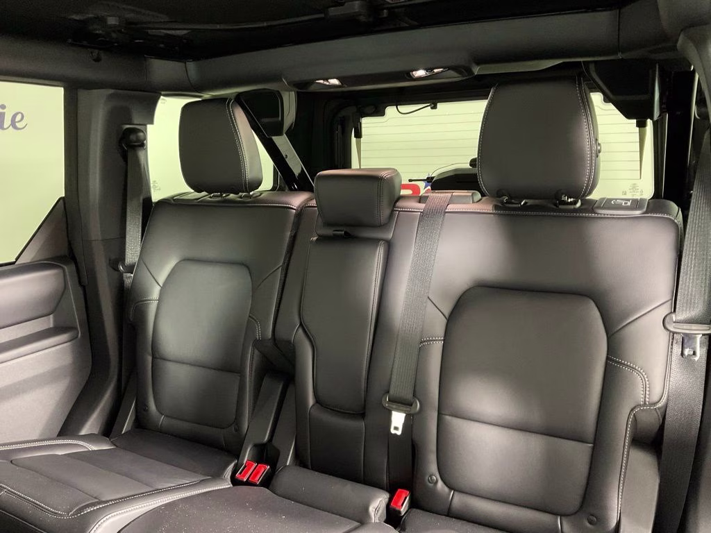 2026 Shadow Black Ford Bronco Outer Banks 4X4 SUV