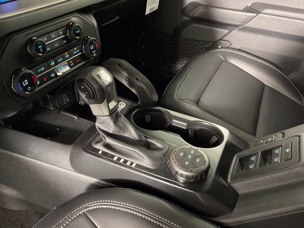 2026 Shadow Black Ford Bronco Outer Banks 4X4 SUV
