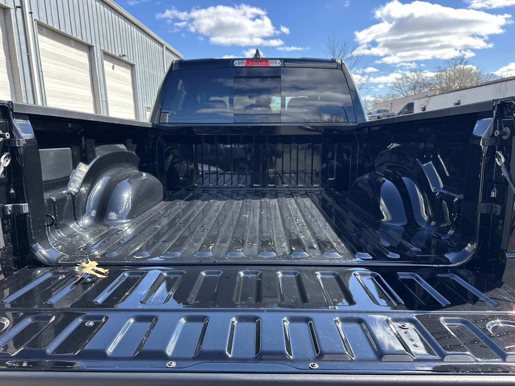 2026 Diamond Black Crystal Pearlcoat Ram 1500 Express 4X4 Truck