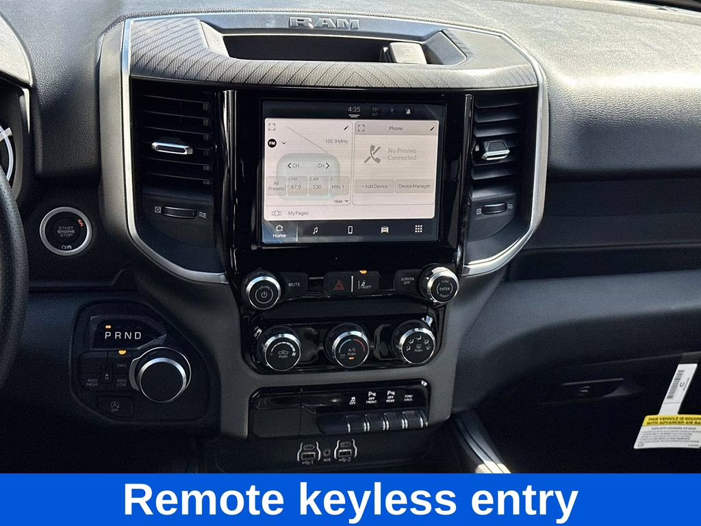 2026 Diamond Black Crystal Pearlcoat Ram 1500 Express 4X4 Truck