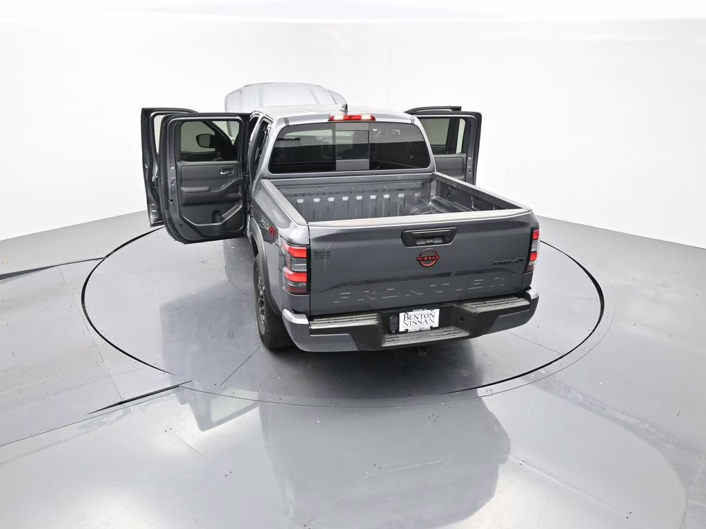 2023 Gun Metallic Nissan Frontier PRO-4X 4X4 Truck