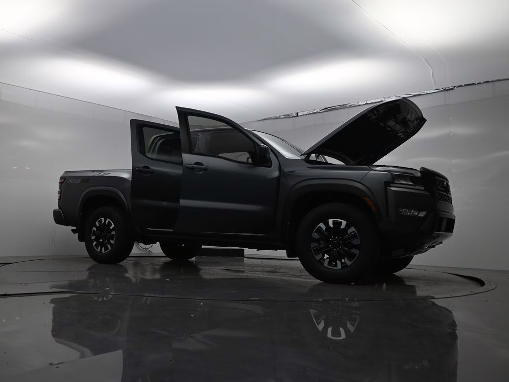 2023 Gun Metallic Nissan Frontier PRO-4X 4X4 Truck