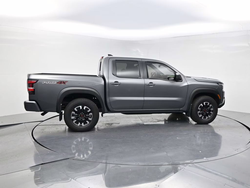 2023 Gun Metallic Nissan Frontier PRO-4X 4X4 Truck