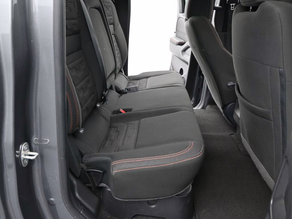 2023 Gun Metallic Nissan Frontier PRO-4X 4X4 Truck