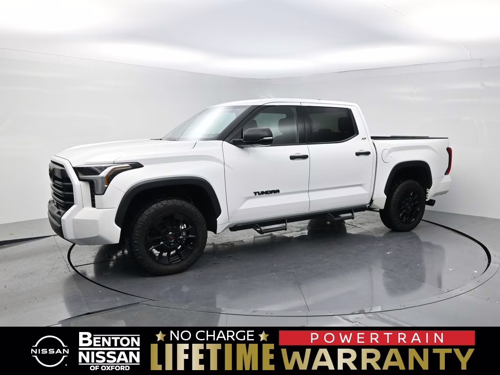 2023 Wind Chill Pearl Toyota Tundra SR5 4X4 Truck