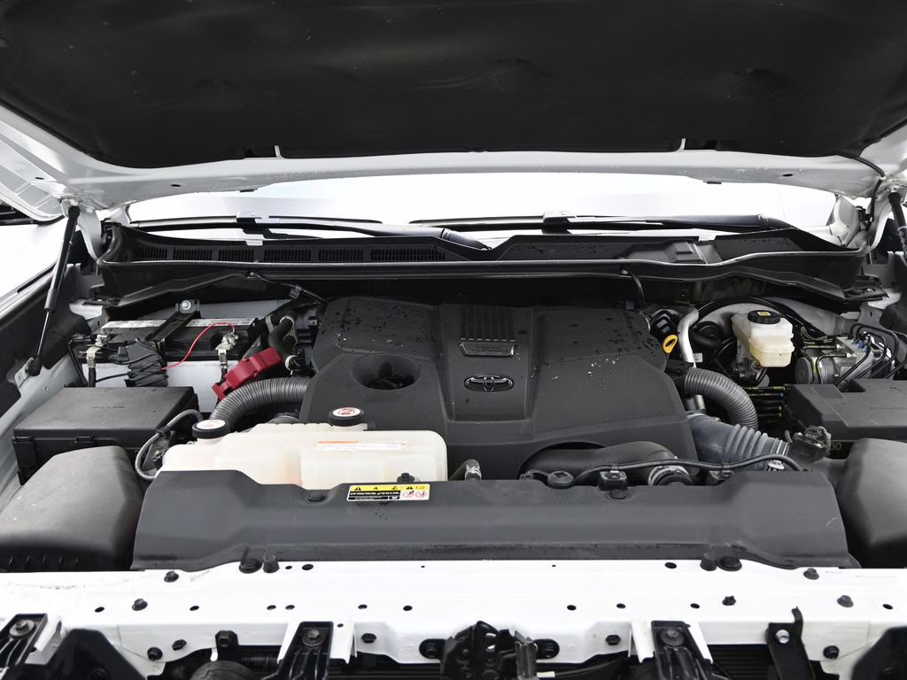 2023 Wind Chill Pearl Toyota Tundra SR5 4X4 Truck