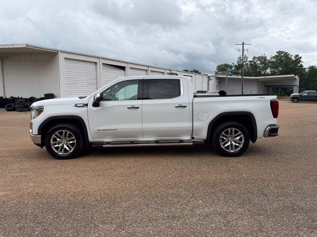 2020 Summit White GMC Sierra SLT 4X4 Truck