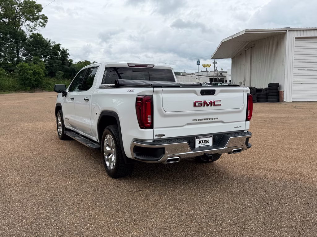 2020 Summit White GMC Sierra SLT 4X4 Truck