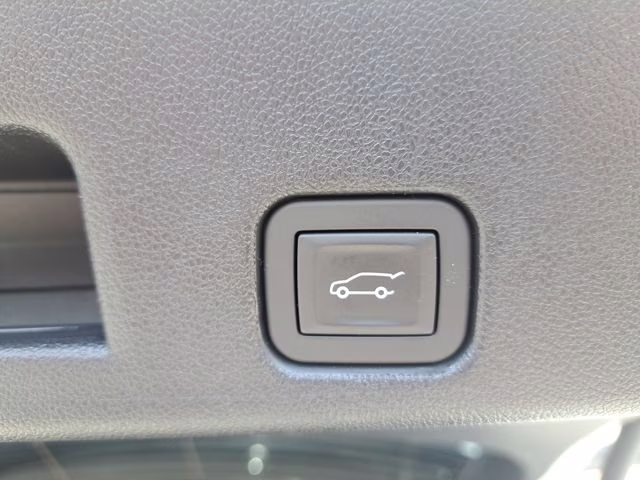 2025 Summit White GMC Acadia Elevation FWD SUV