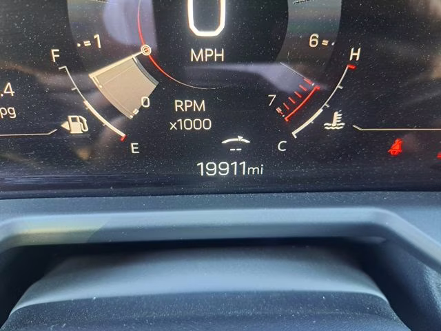 2025 Summit White GMC Acadia Elevation FWD SUV