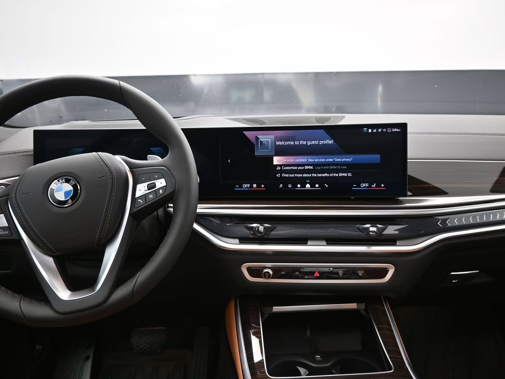 2026 Mineral White Metallic BMW X5 xDrive40i AWD SUV