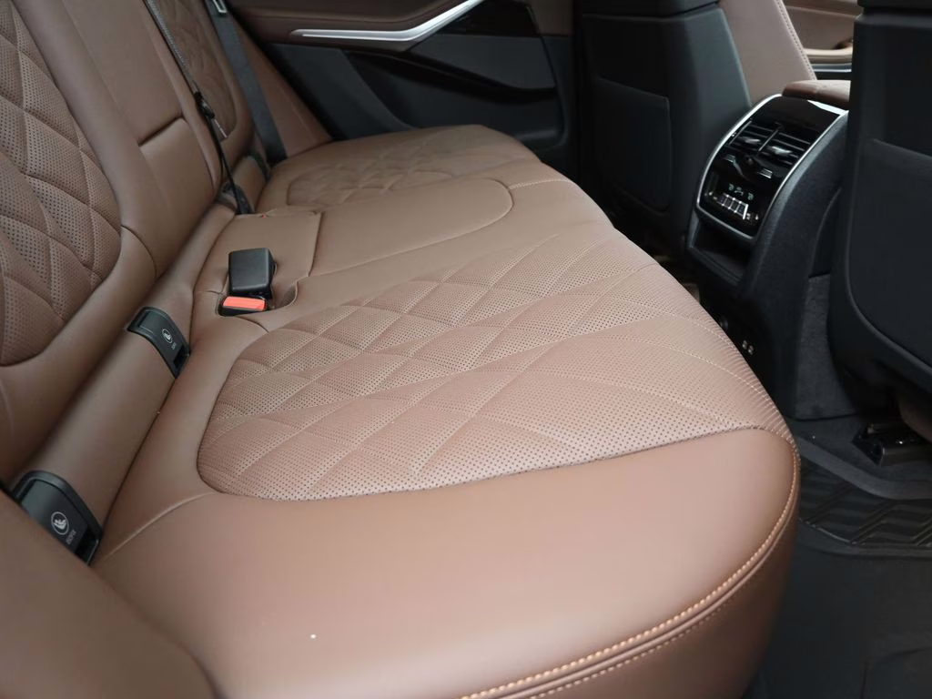 2026 Black Sapphire Metallic BMW X5 xDrive40i AWD SUV