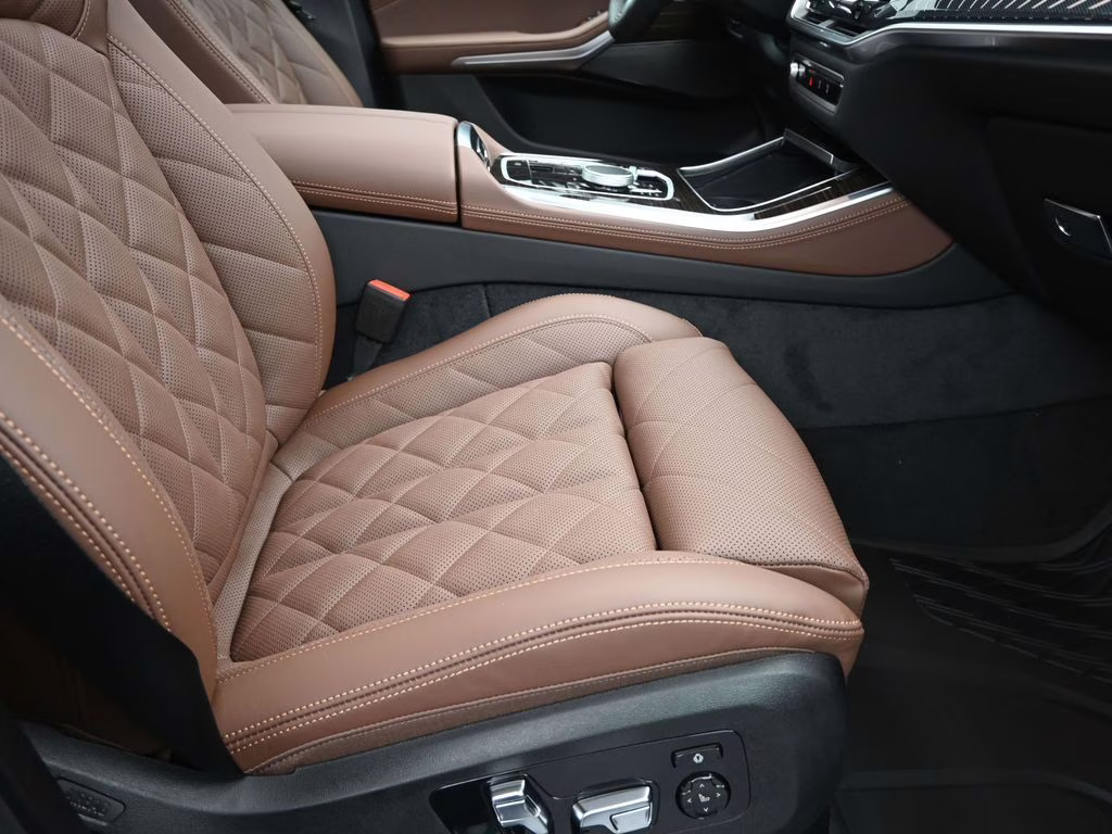 2026 Black Sapphire Metallic BMW X5 xDrive40i AWD SUV