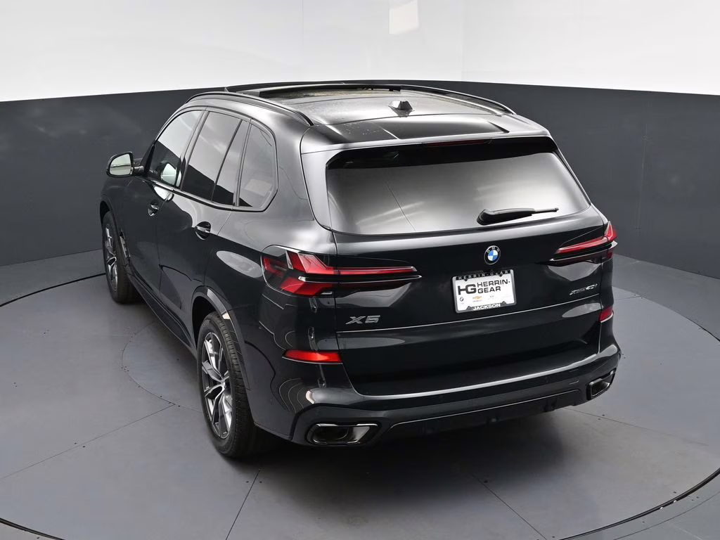 2026 Black Sapphire Metallic BMW X5 xDrive40i AWD SUV