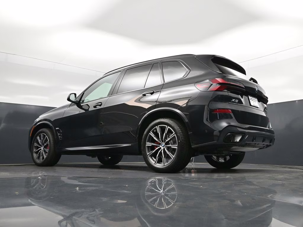 2026 Black Sapphire Metallic BMW X5 xDrive40i AWD SUV