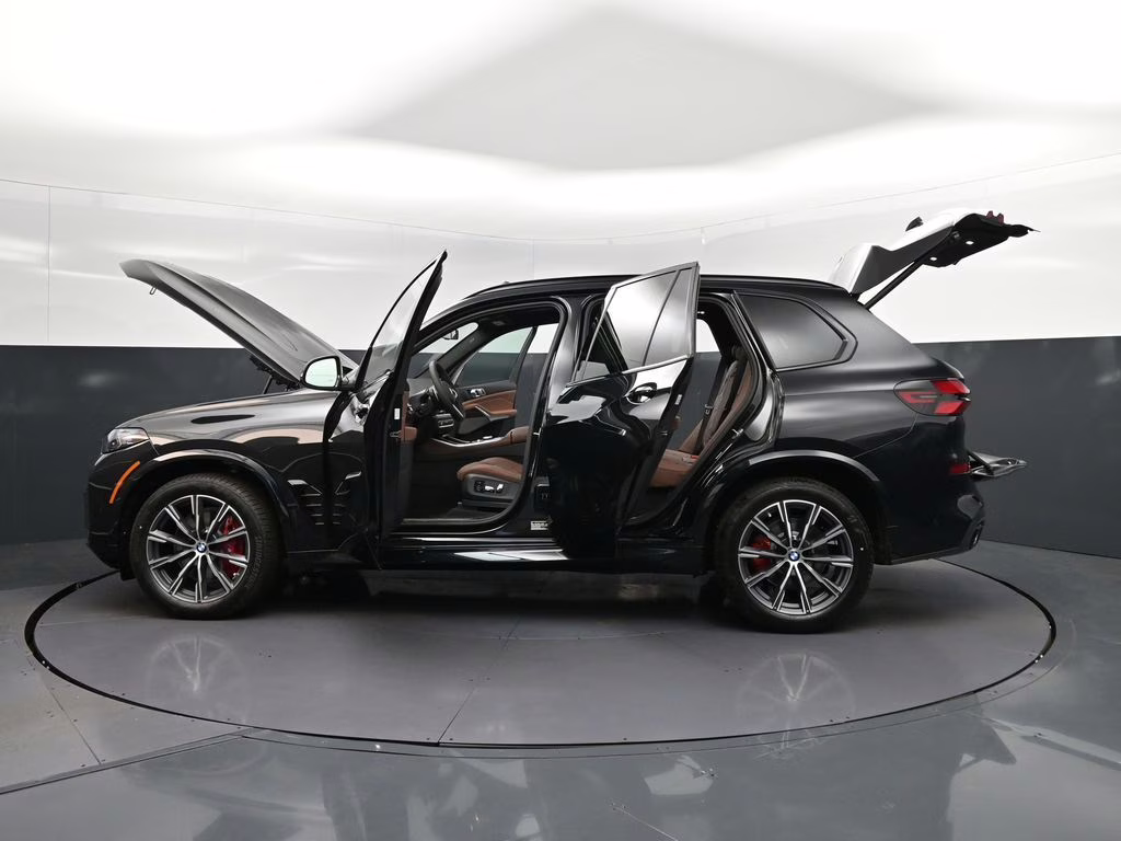 2026 Black Sapphire Metallic BMW X5 xDrive40i AWD SUV