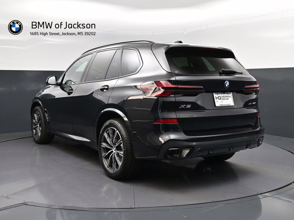 2026 Black Sapphire Metallic BMW X5 xDrive40i AWD SUV