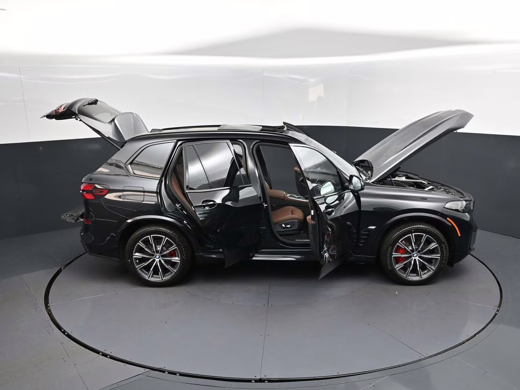 2026 Black Sapphire Metallic BMW X5 xDrive40i AWD SUV