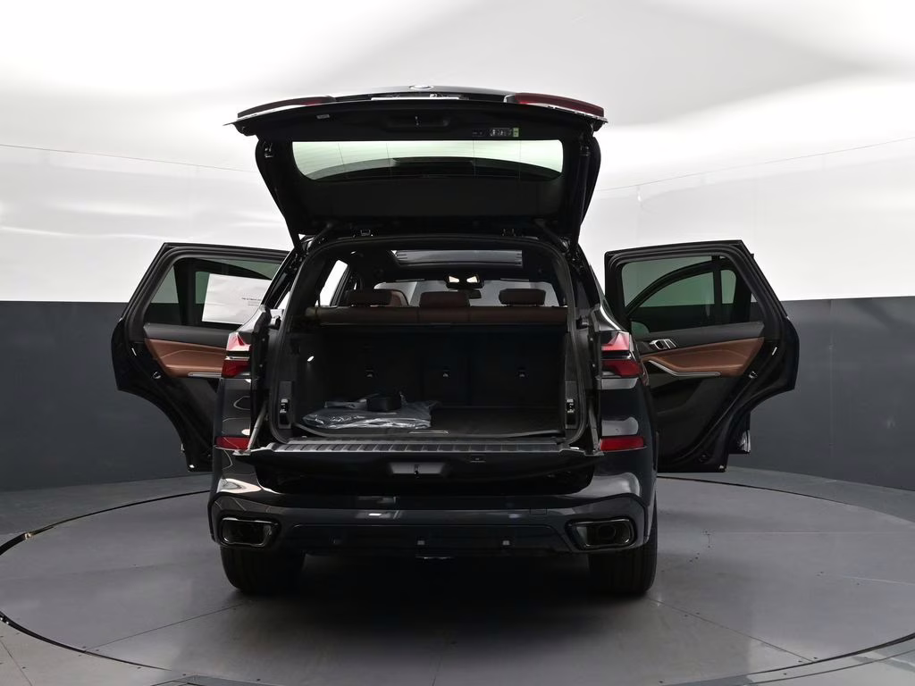 2026 Black Sapphire Metallic BMW X5 xDrive40i AWD SUV