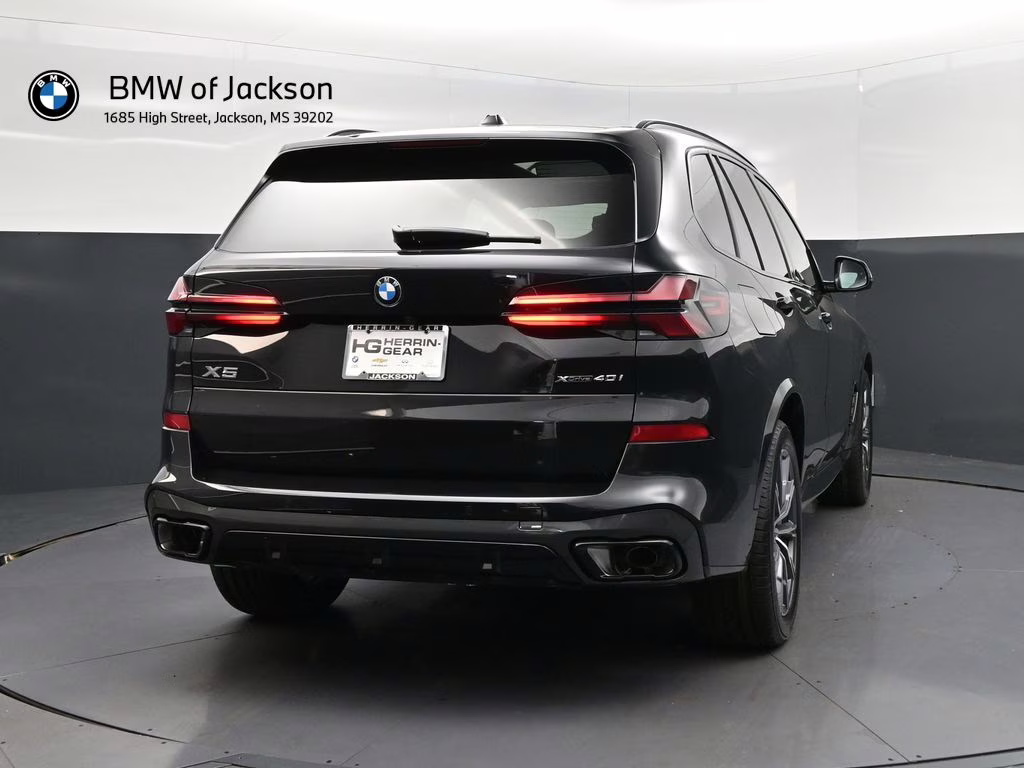 2026 Black Sapphire Metallic BMW X5 xDrive40i AWD SUV