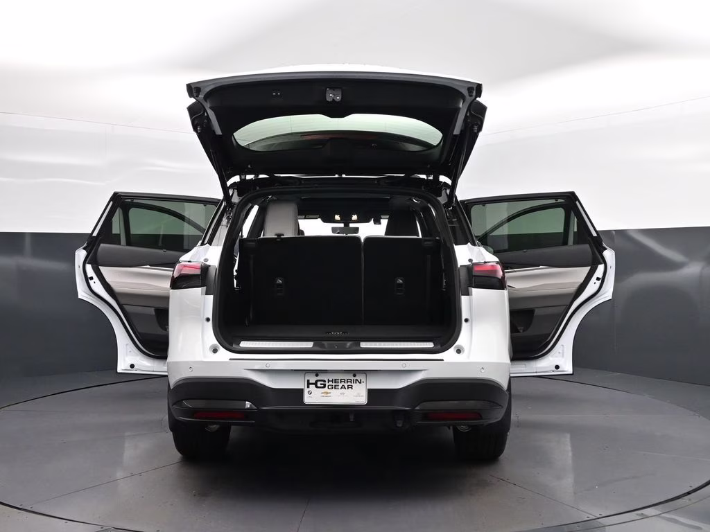 2026 Radiant White/Black Obsidian INFINITI QX60 Autograph AWD SUV
