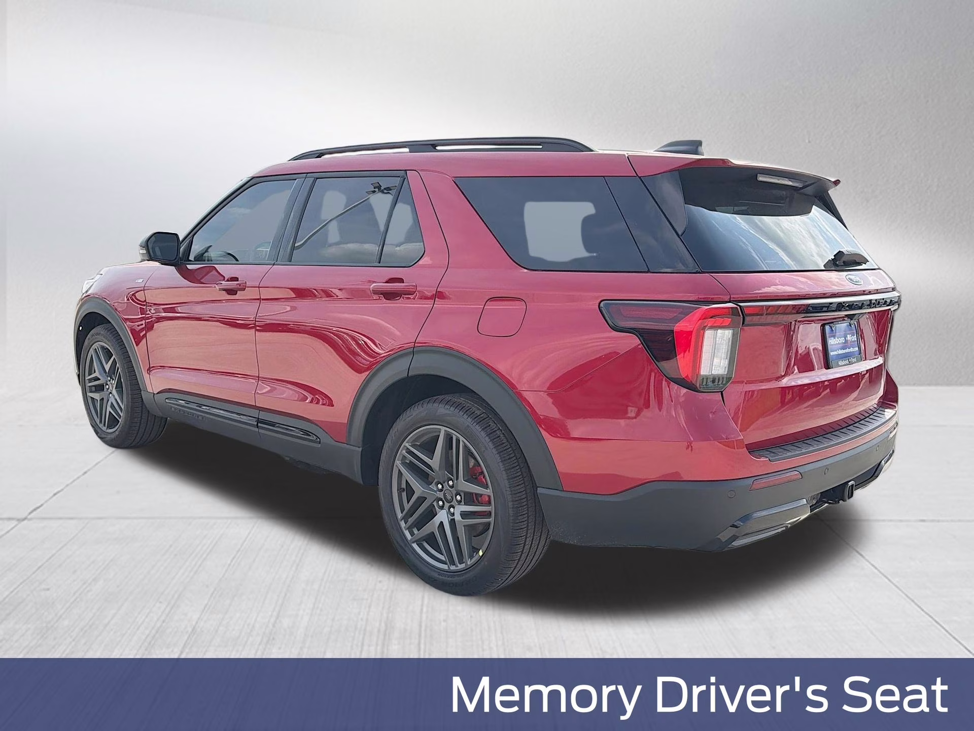 2026 Rapid Red Metallic Tinted Clearcoat Ford Explorer ST-Line RWD SUV