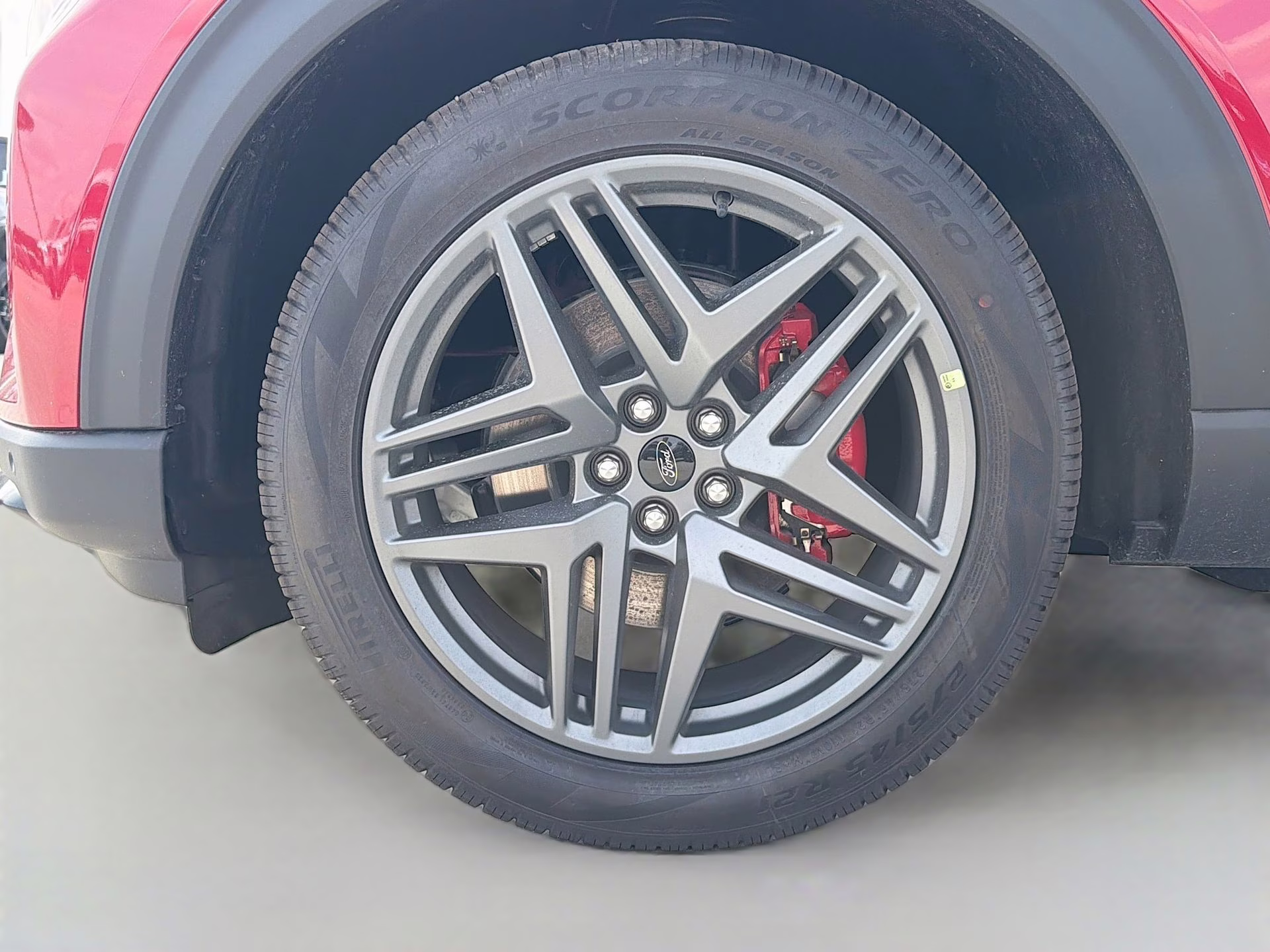 2026 Rapid Red Metallic Tinted Clearcoat Ford Explorer ST-Line RWD SUV