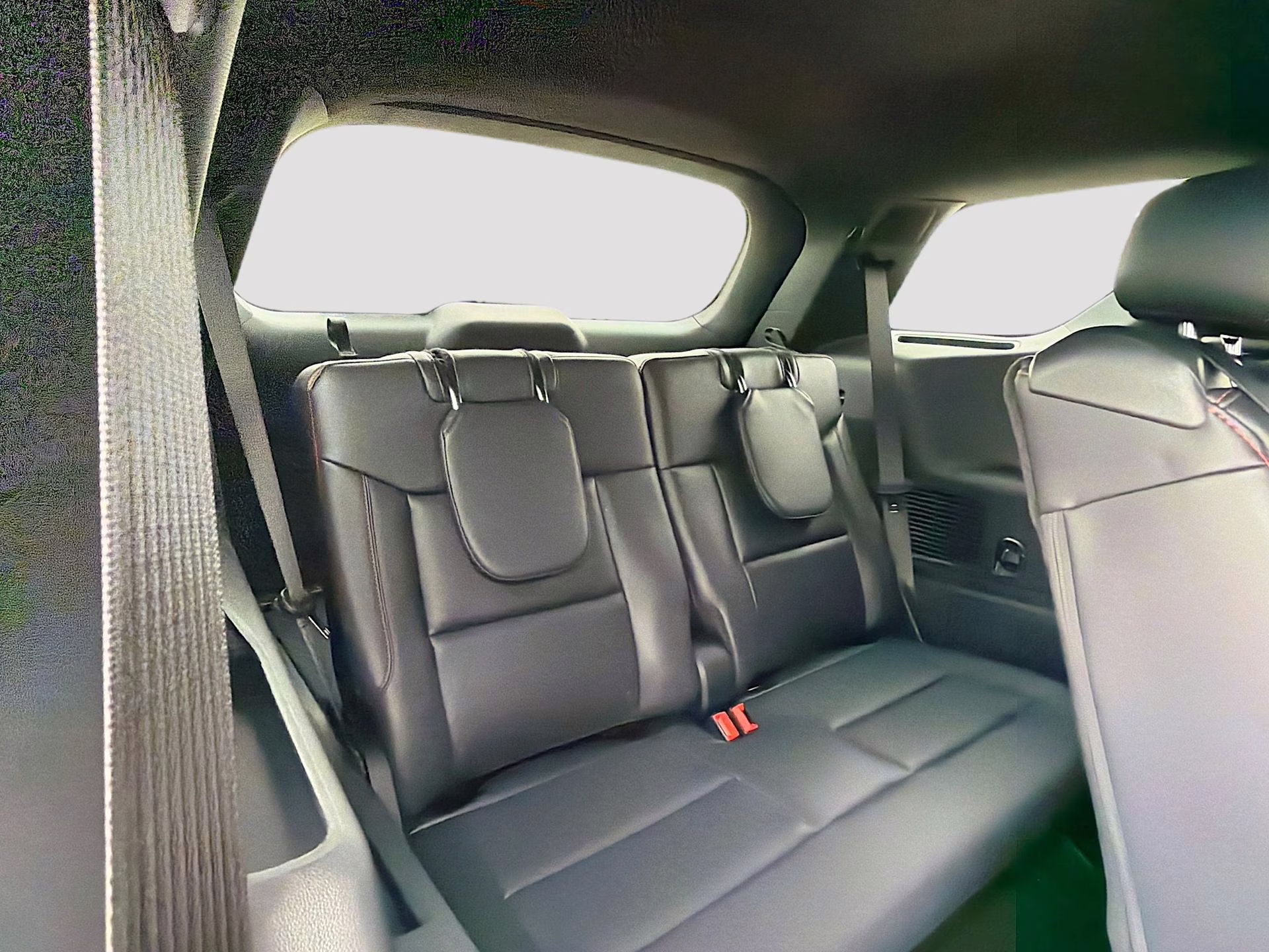 2026 Agate Black Metallic Ford Explorer ST-Line RWD SUV