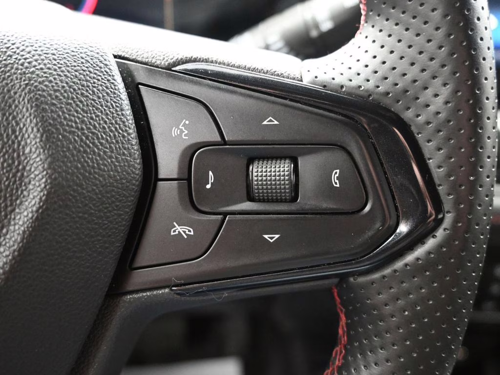 2025 Mosaic Black Metallic Chevrolet Trailblazer RS FWD SUV