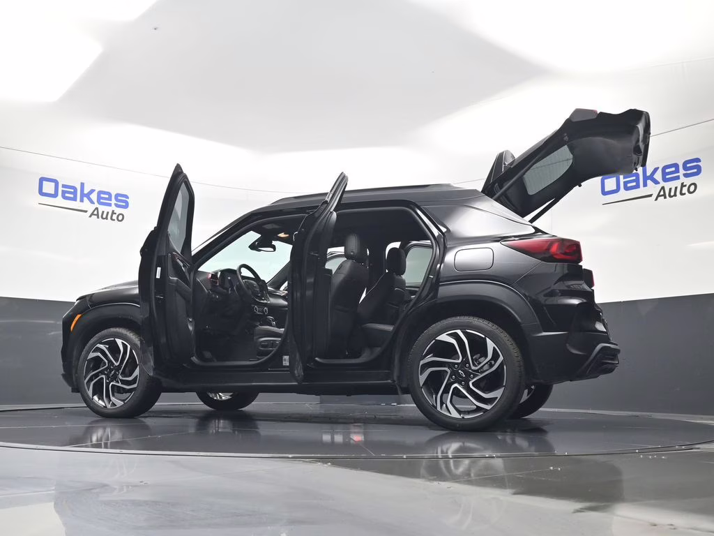 2025 Mosaic Black Metallic Chevrolet Trailblazer RS FWD SUV