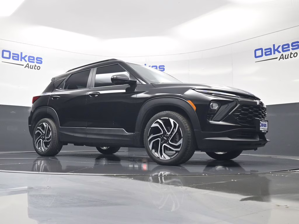 2025 Mosaic Black Metallic Chevrolet Trailblazer RS FWD SUV