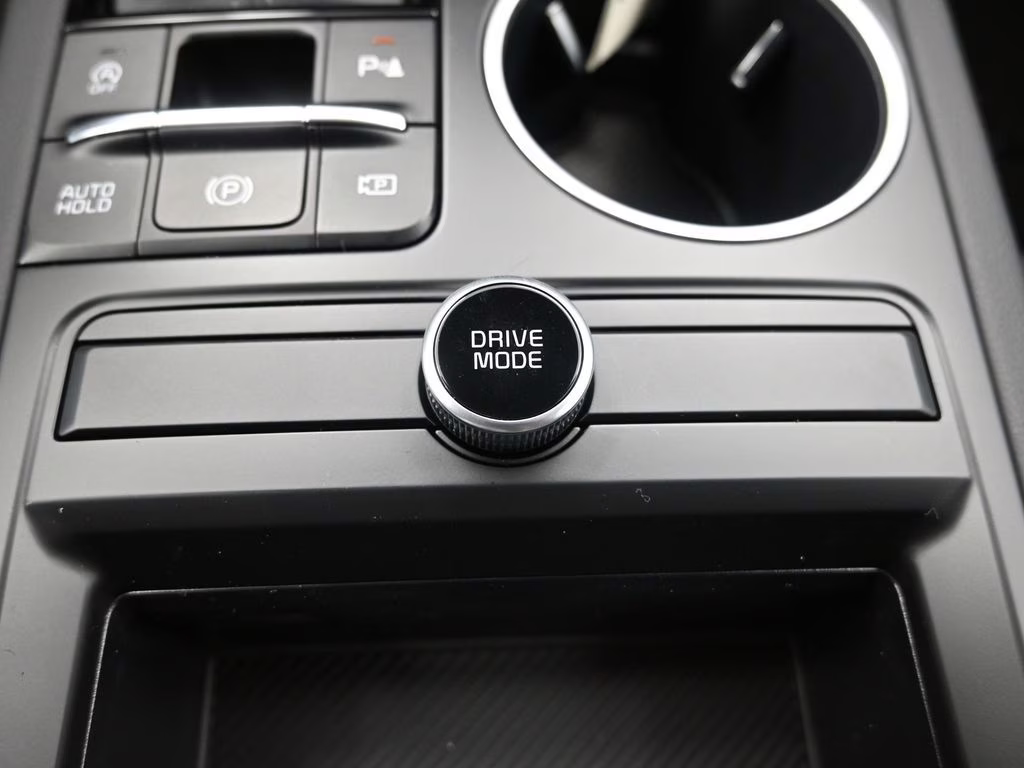 2026 Snow White Pearl Kia K5 LXS FWD Sedan