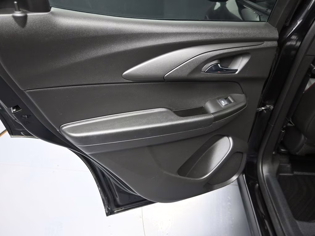 2025 Mosaic Black Metallic Chevrolet Trailblazer RS FWD SUV