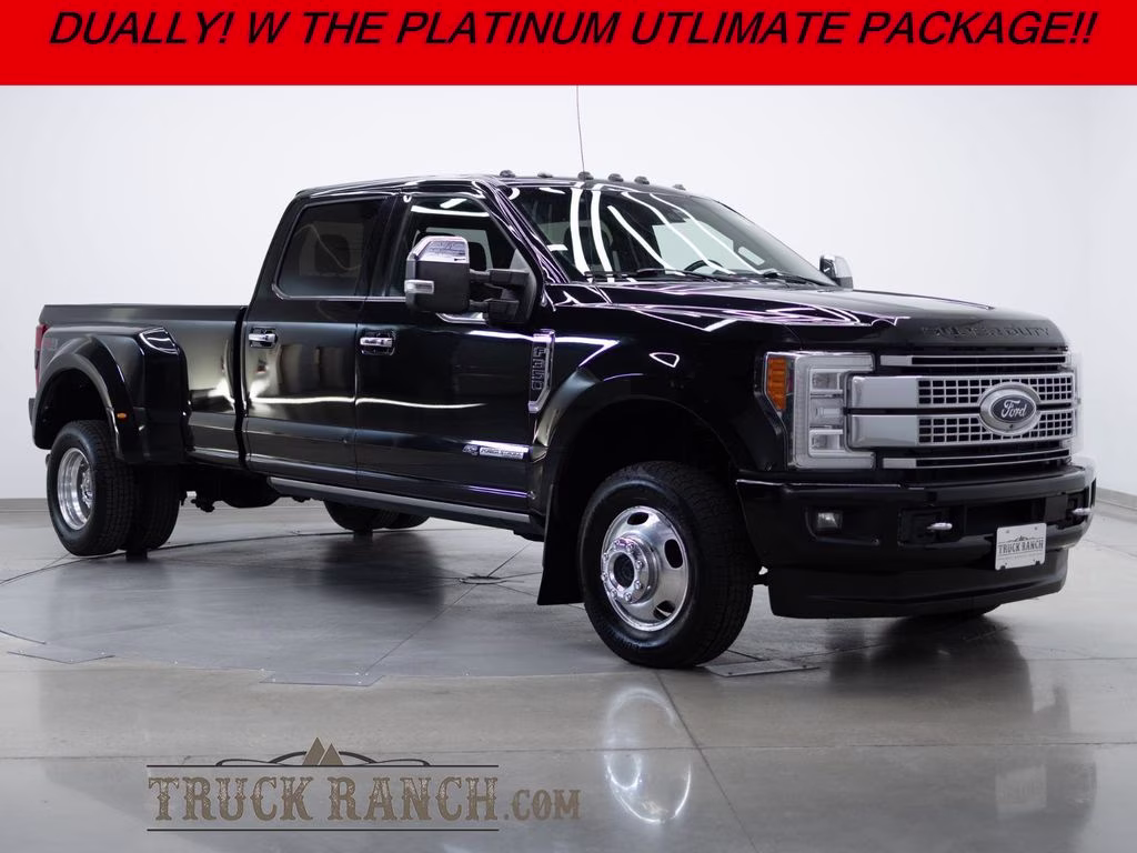 2018 Black Ford Super Duty F-350 DRW Platinum 4X4 Truck