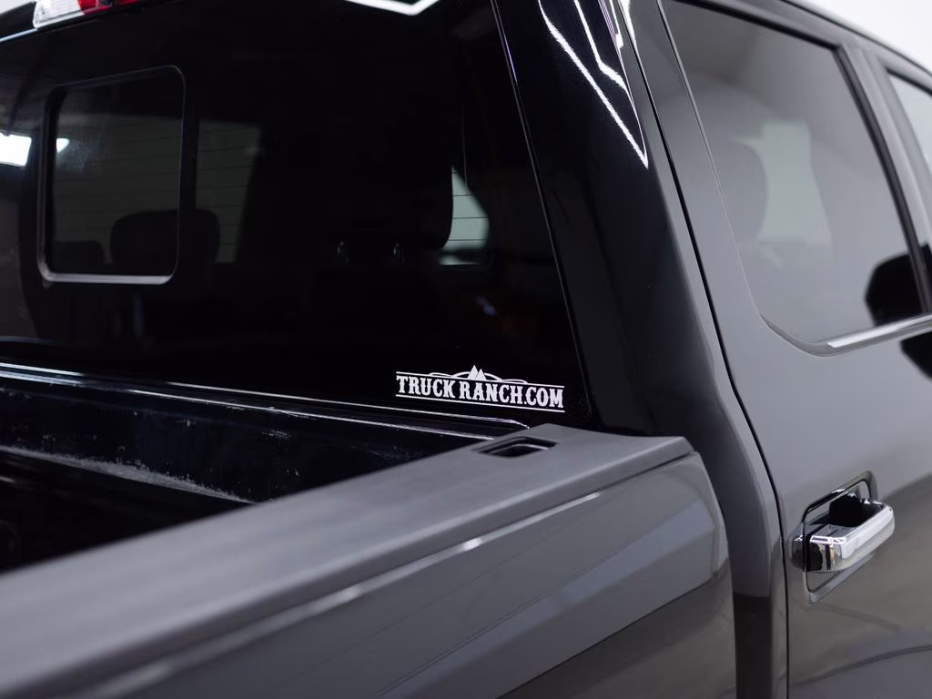2018 Black Ford Super Duty F-350 DRW Platinum 4X4 Truck