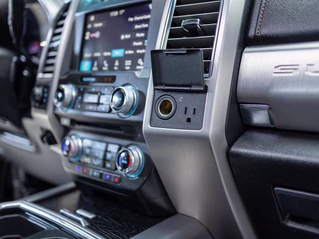 2018 Black Ford Super Duty F-350 DRW Platinum 4X4 Truck