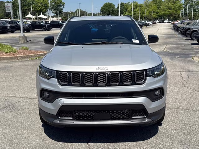 2026 Silver Zynith Metallic Clearcoat Jeep Compass Latitude Altitude 4X4 SUV