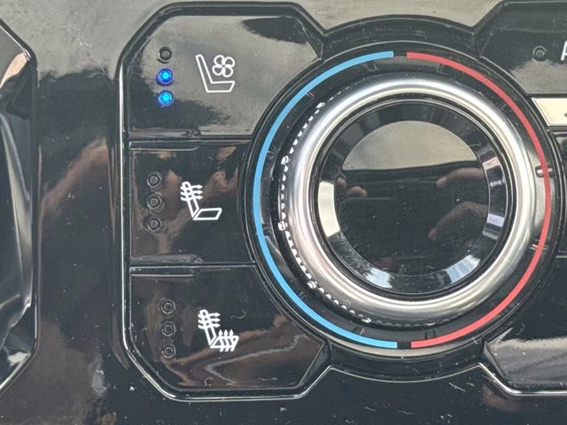 2023 Sterling Metallic GMC Sierra 1500 Denali 4X4 Truck