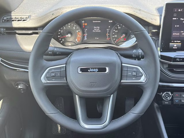 2026 Silver Zynith Metallic Clearcoat Jeep Compass Latitude Altitude 4X4 SUV