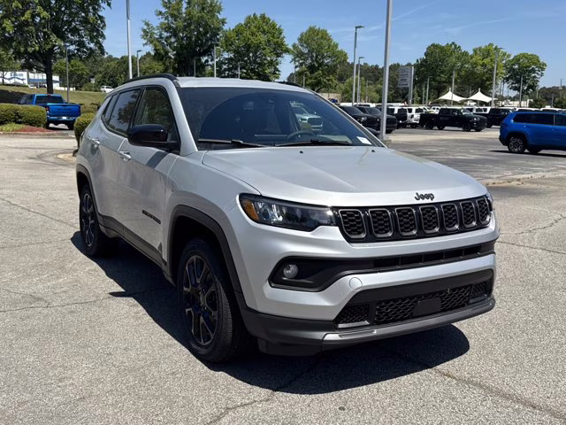 2026 Silver Zynith Metallic Clearcoat Jeep Compass Latitude Altitude 4X4 SUV