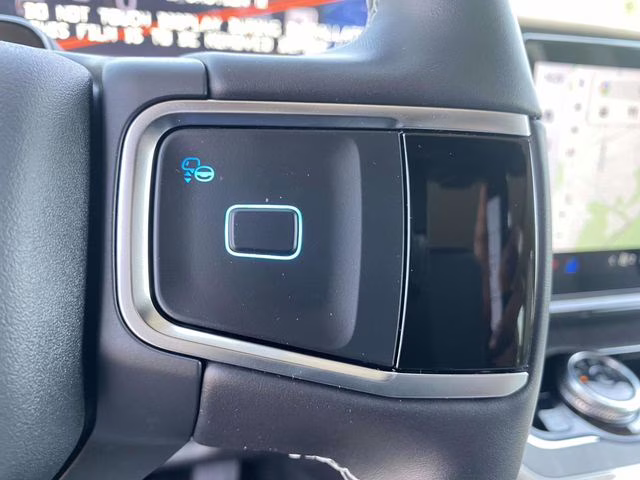 2026 Star White Metallic Tri-Coat Ford Expedition Platinum 4X4 SUV