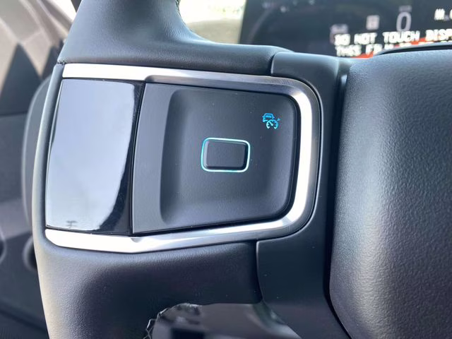 2026 Star White Metallic Tri-Coat Ford Expedition Platinum 4X4 SUV