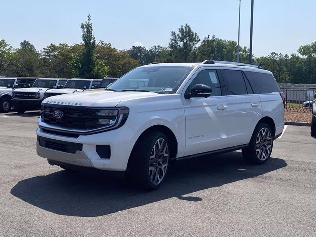 2026 Star White Metallic Tri-Coat Ford Expedition Platinum 4X4 SUV