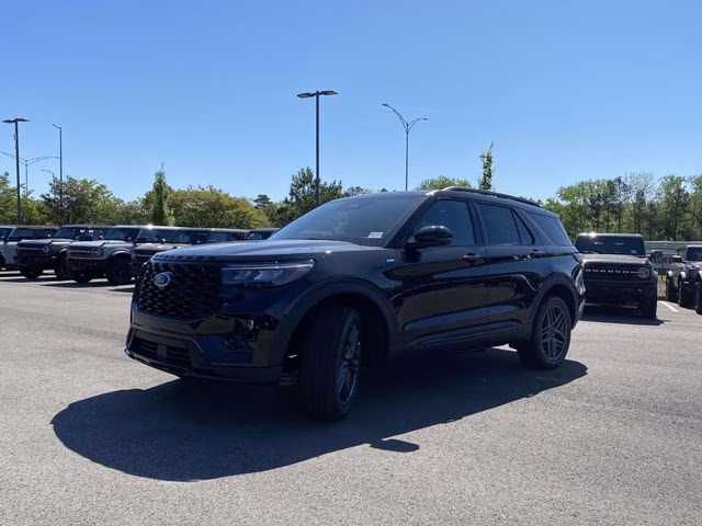 2026 Agate Black Metallic Ford Explorer ST-Line 4X4 SUV