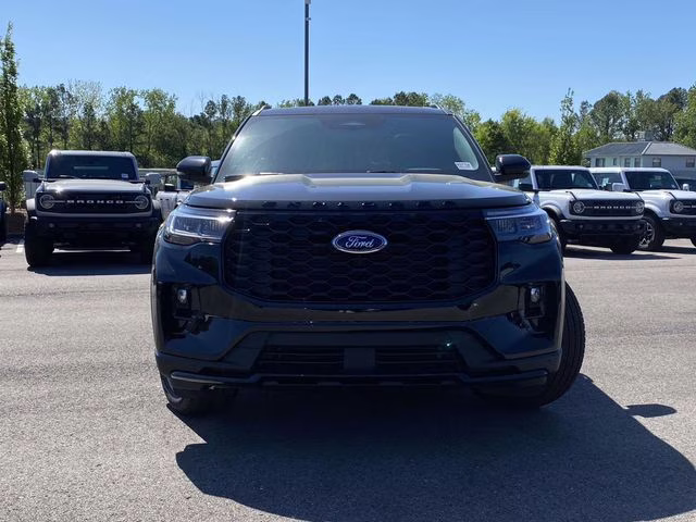 2026 Agate Black Metallic Ford Explorer ST-Line 4X4 SUV