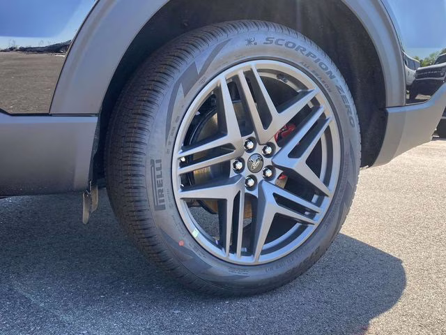 2026 Agate Black Metallic Ford Explorer ST-Line 4X4 SUV